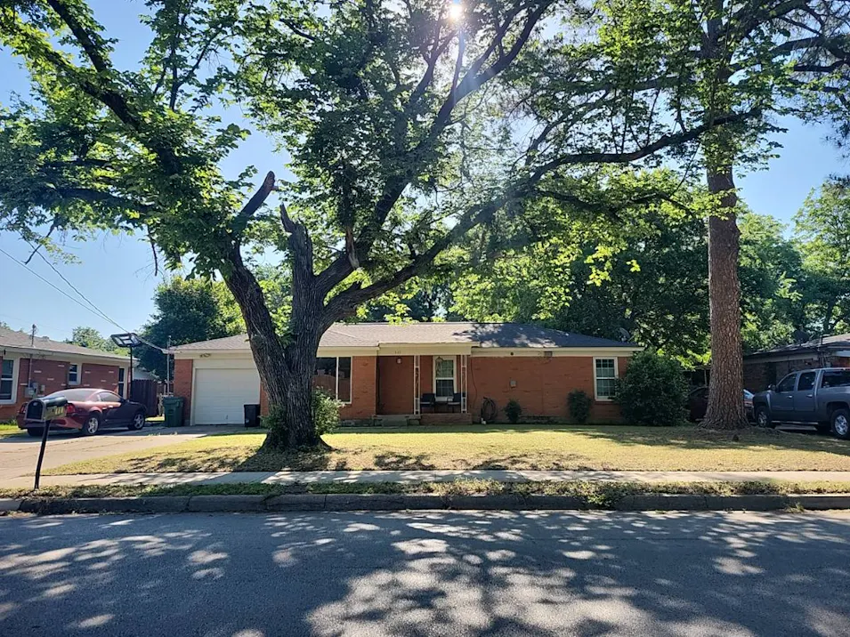 440 Hurstview Dr Hurst, TX 76053, Tarrant County