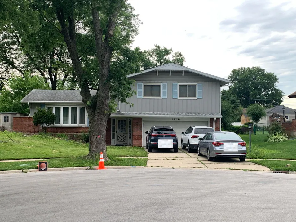 15251 Colina Ave Oak Forest, IL 60452, Cook County