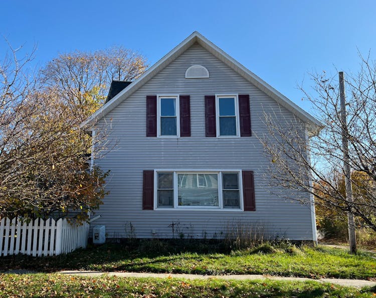 307 Hancock St Manistee, MI 49660, Manistee County