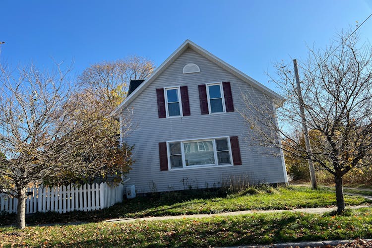 307 Hancock St Manistee, MI 49660, Manistee County