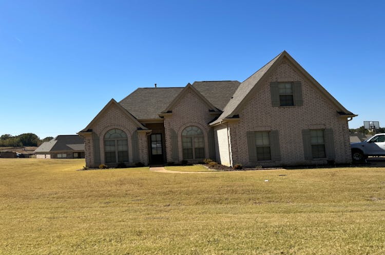 107 Eagle View Dr Senatobia, MS 38668, Tate County