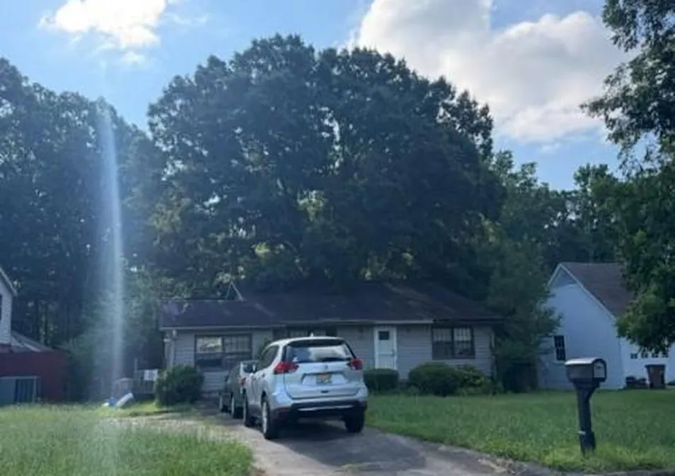 1802 Sherwood Dr SE Decatur, AL 35601, Morgan County