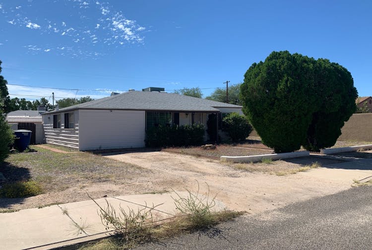 4670 E 5th St, Tucson, AZ, 85711, USA