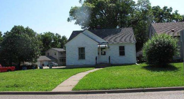 3342 France Ave N Robbinsdale, MN 55422, Hennepin County