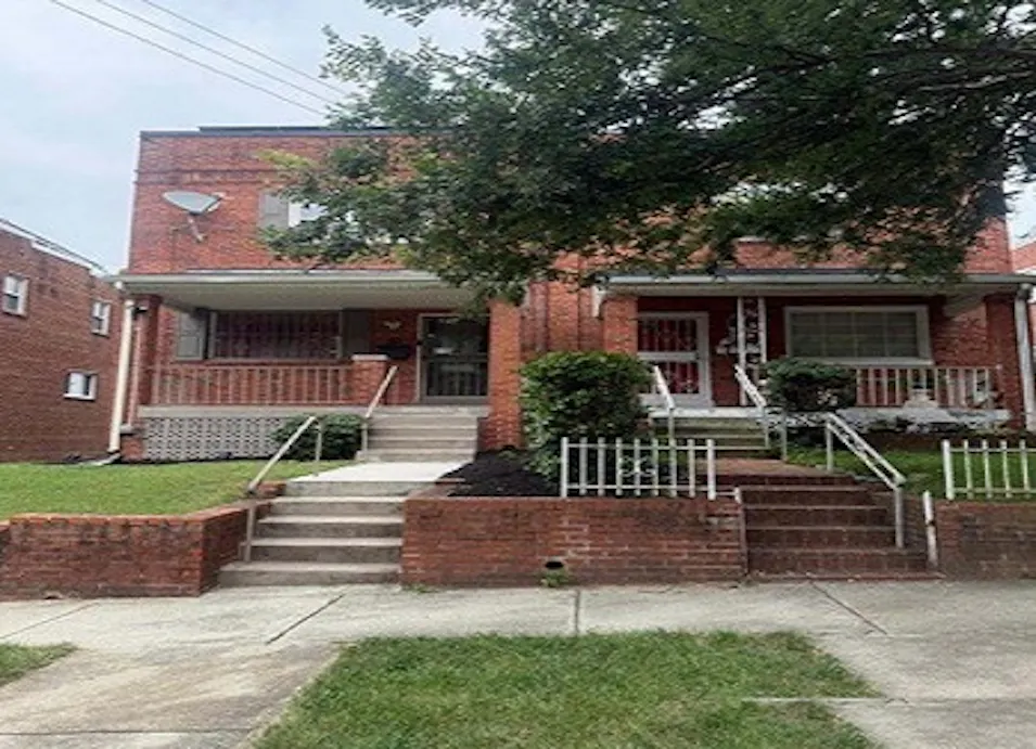 42 54th St SE Washington, DC 20019, District of Columbia County