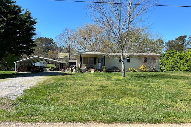 1026 Monroe Circle Madisonville, TN 37354, Monroe County