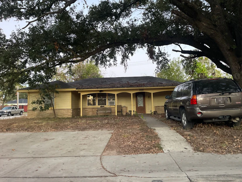 2331 Haldane Dr