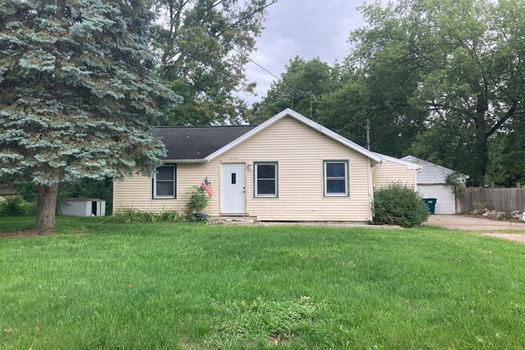 3223 Creston Ave Lansing, MI 48906, Ingham County