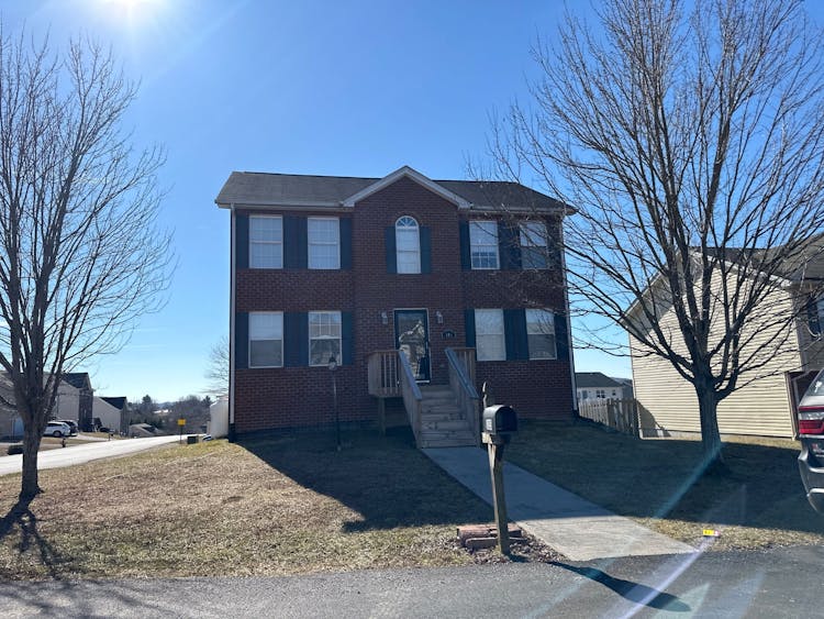 105 Aster Lane Christiansburg, VA 24073, Montgomery County