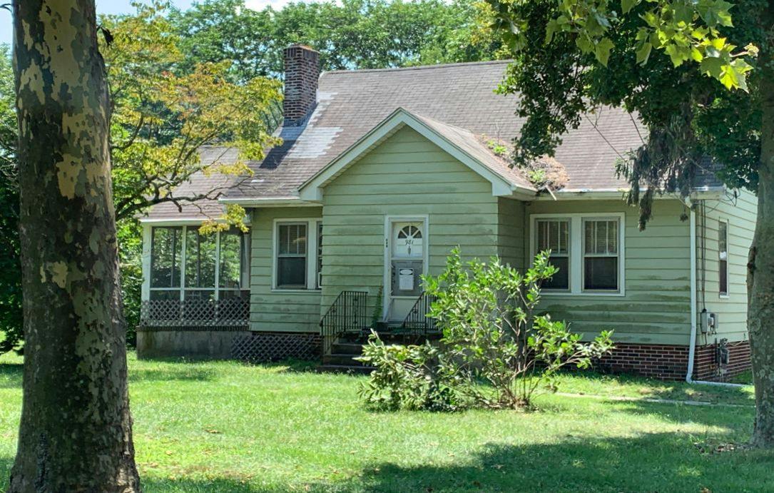Chestnut Ave, Vineland, NJ 08360