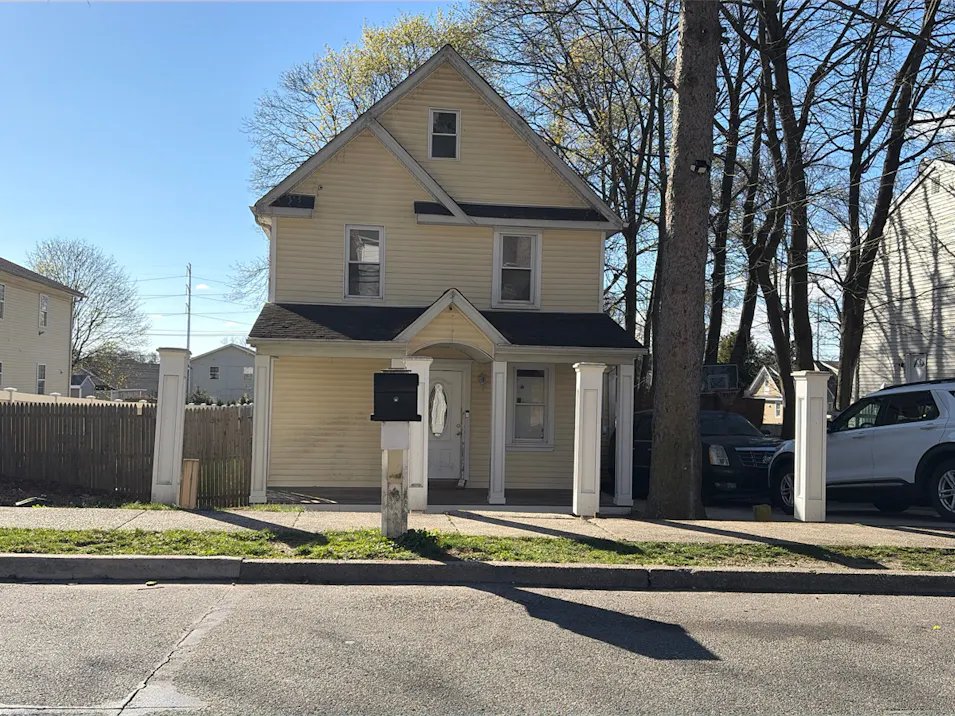 136 Columbia St Huntington Station, NY 11746, Suffolk County