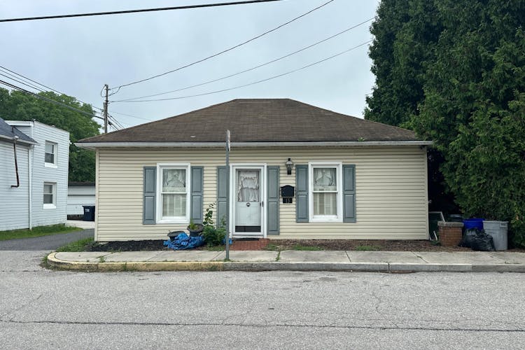 15 N 5th Street McSherrystown, PA 17344, Adams County