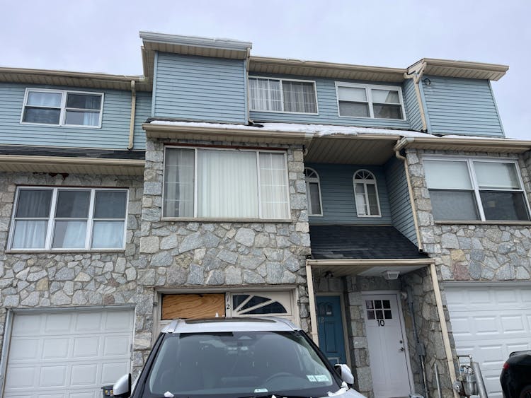 12 Temple Court Staten Island, NY 10314, Richmond County