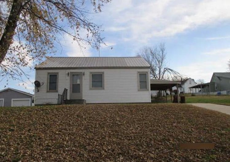 405 N High St Fairfax, MO 64446, Atchison County