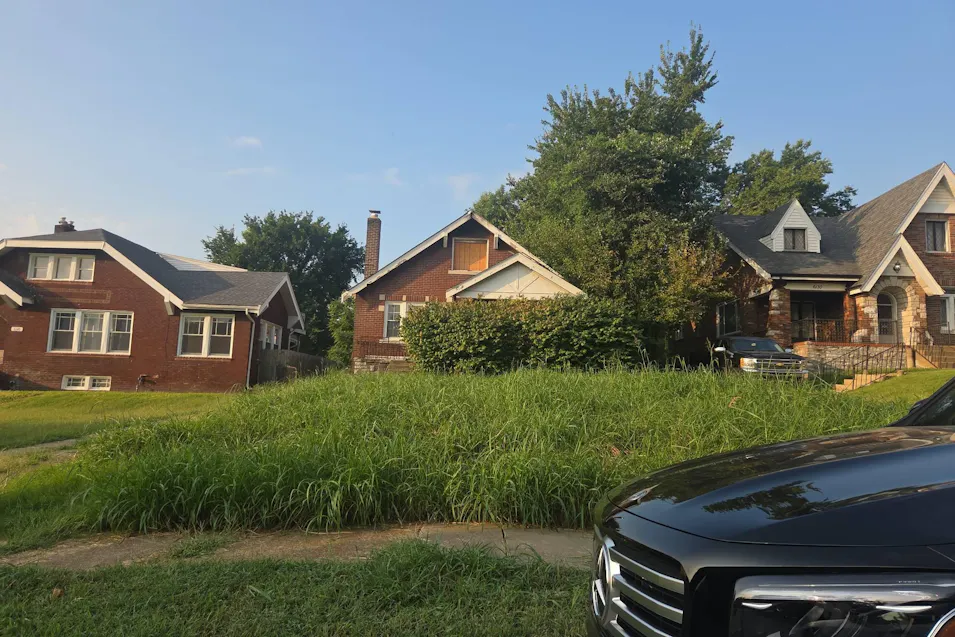 6124 Garesche Ave Saint Louis, MO 63136, Saint Louis City County