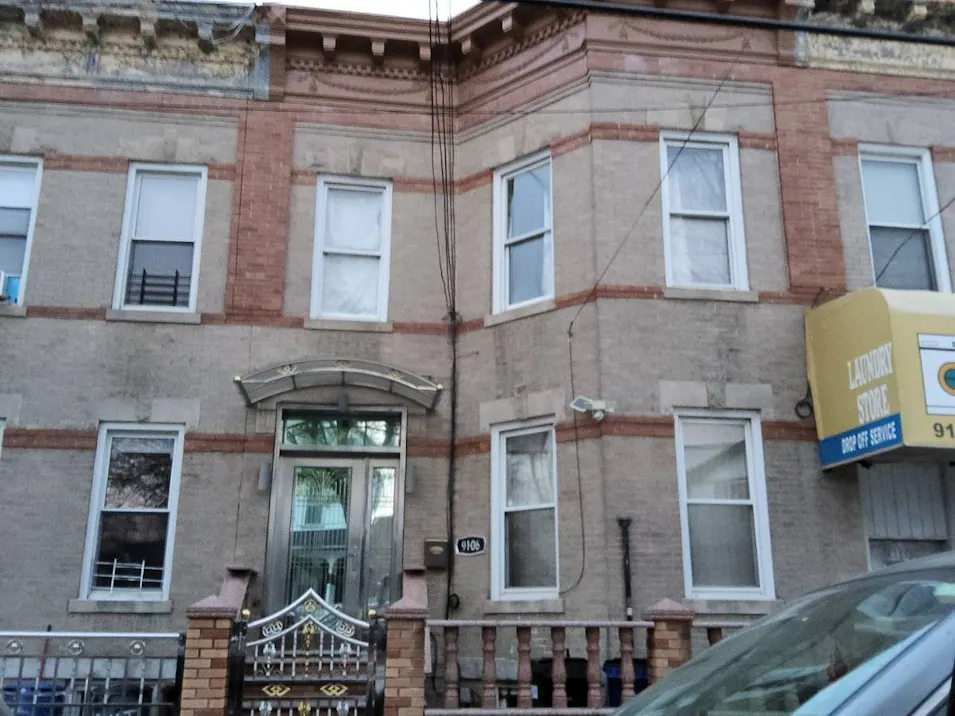 9106 104th St Richmond Hill, NY 11418, Queens County