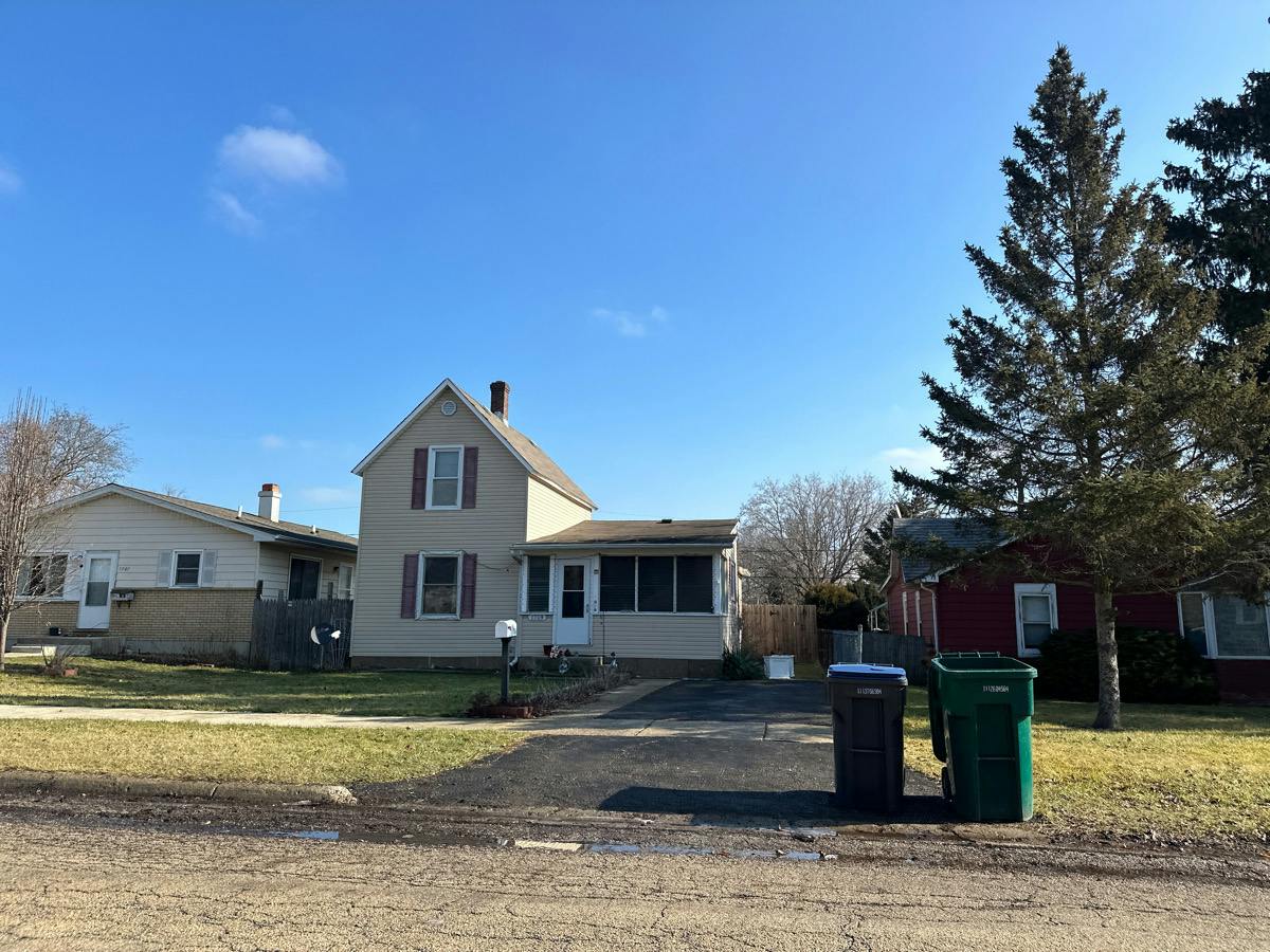 Hermon Ave, Zion, IL 60099 #1