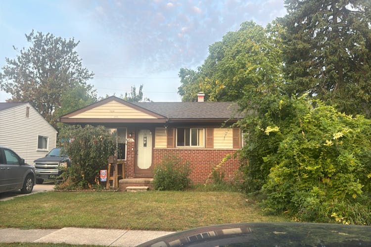 1608 Gloria St Westland, MI 48186, Wayne County