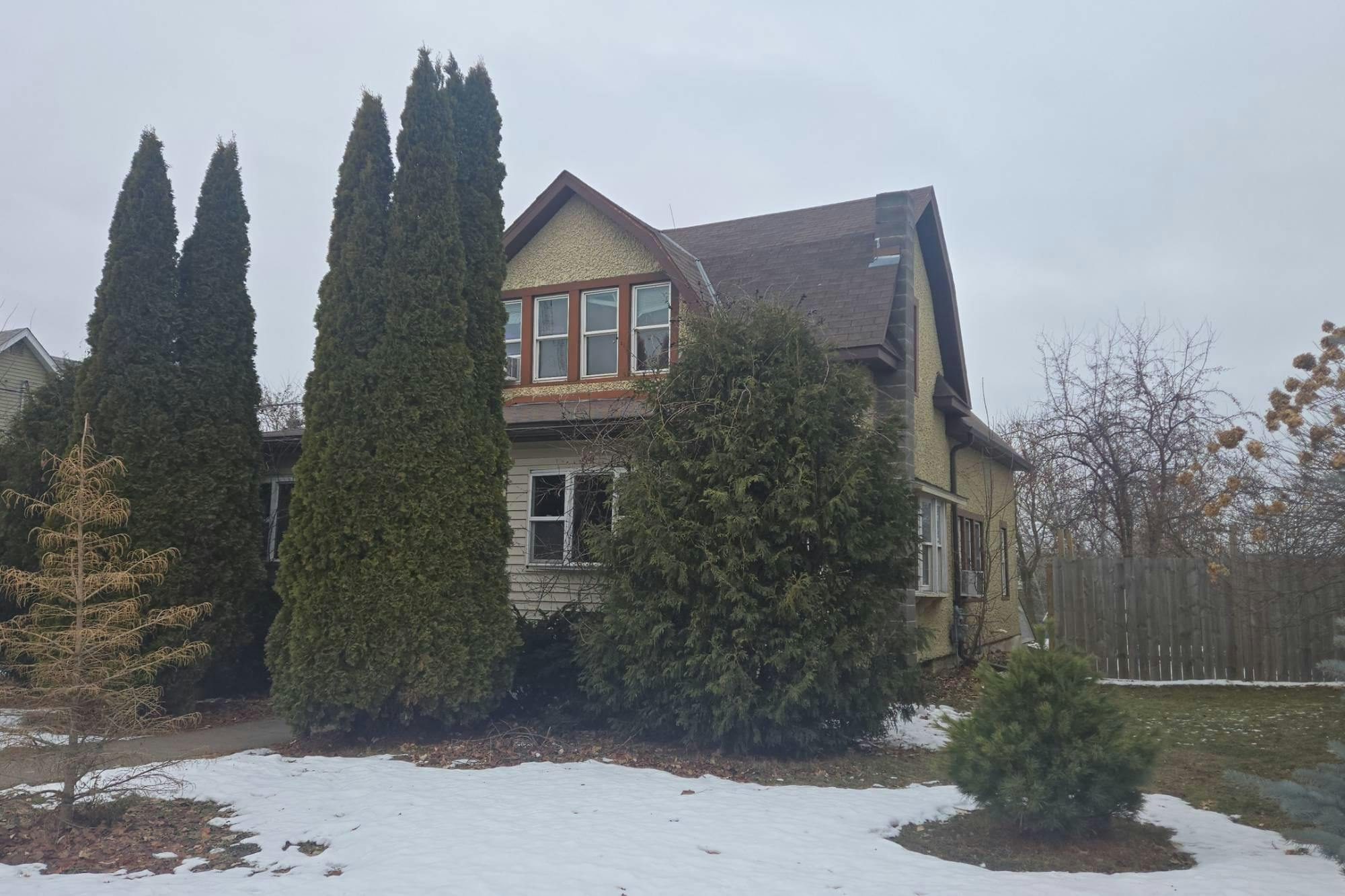 Lake Ave, Ladysmith, WI 54848