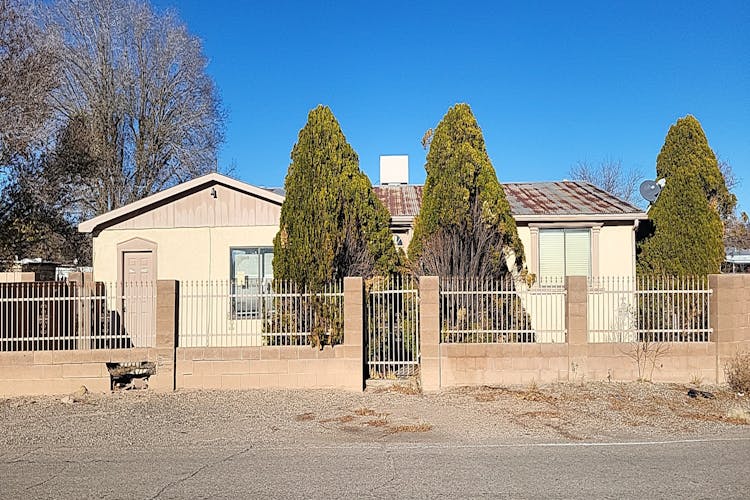 1401 Santa Rosa Rd SW Albuquerque, NM 87105, Bernalillo County