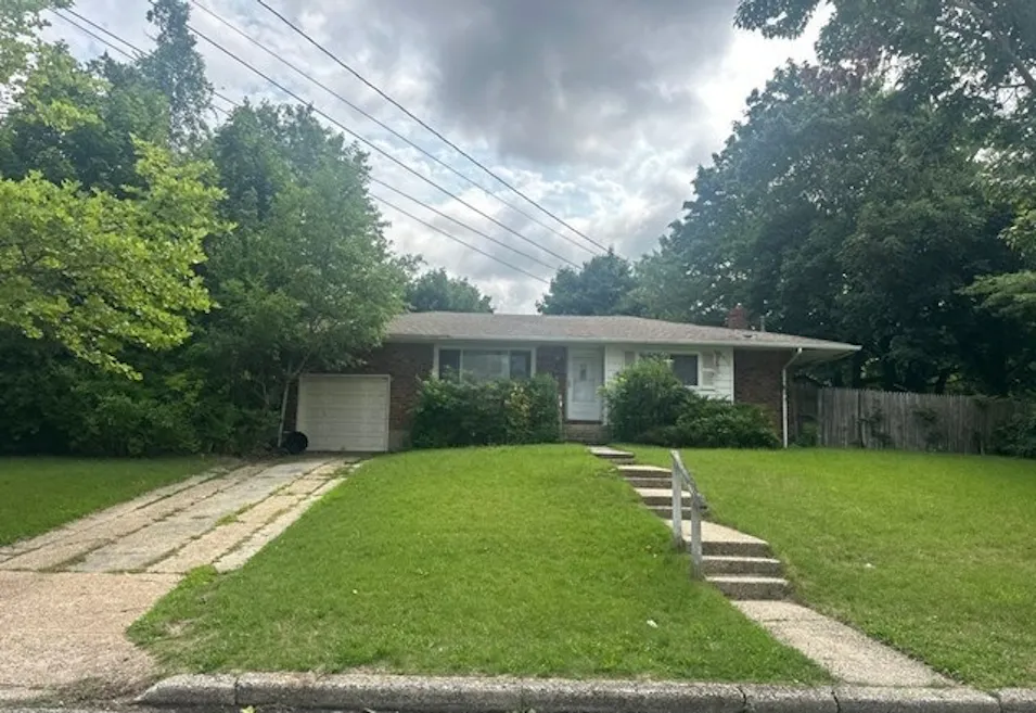 1533 Agate St Bay Shore, NY 11706, Suffolk County