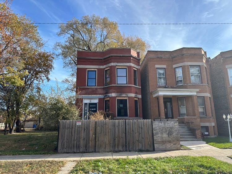 7031 S Emerald Avenue Chicago, IL 60621, Cook County