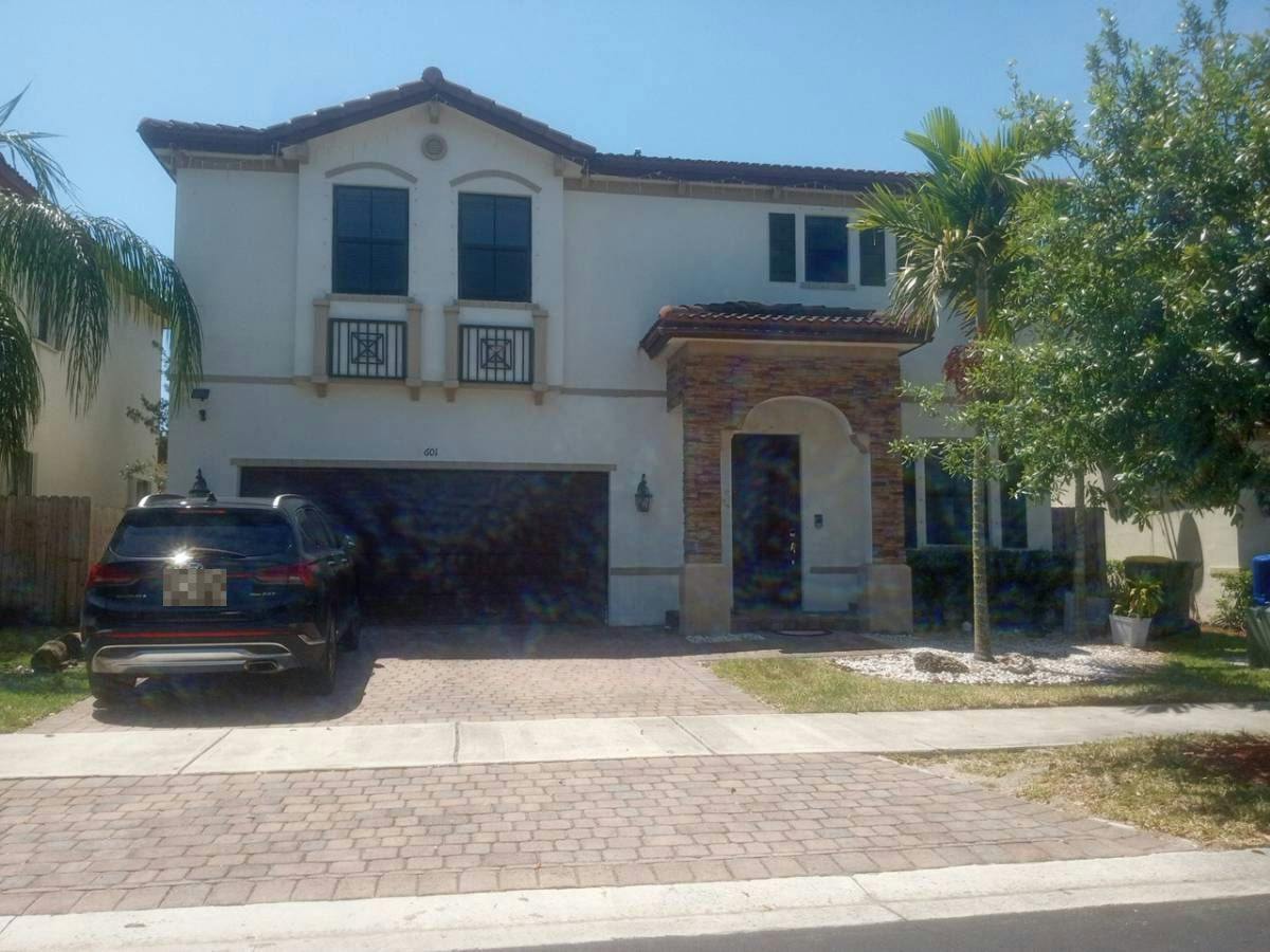 37th Pl, Homestead, FL 33033