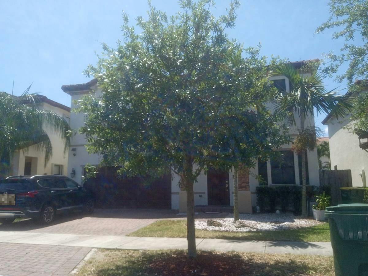 37th Pl, Homestead, FL 33033 #1