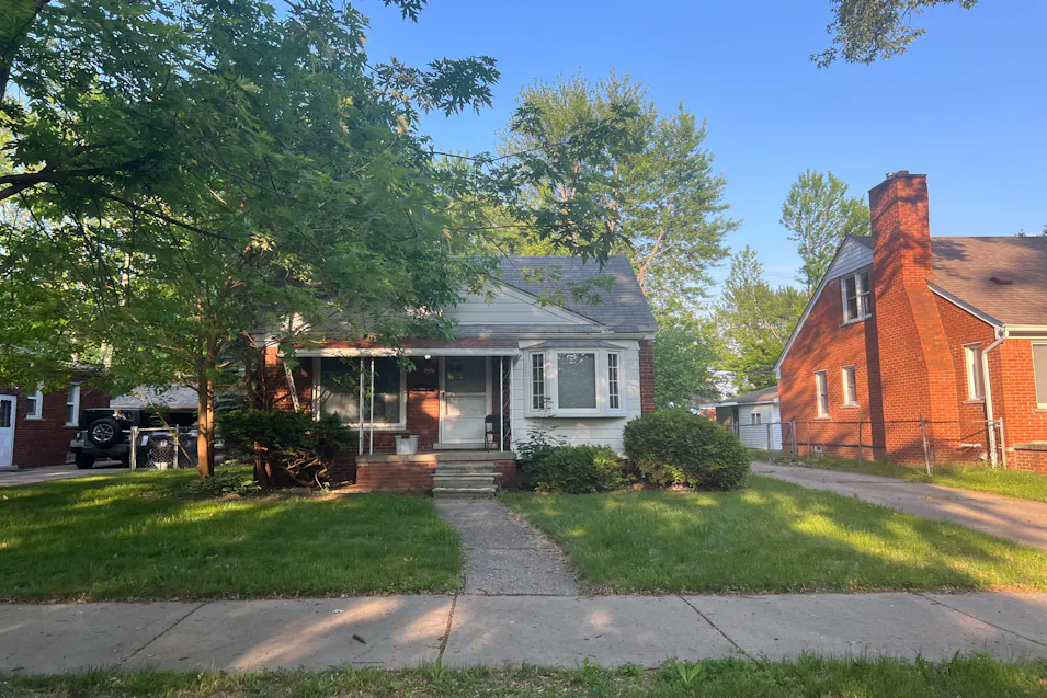 9988 Seminole Redford, MI 48239, Wayne County