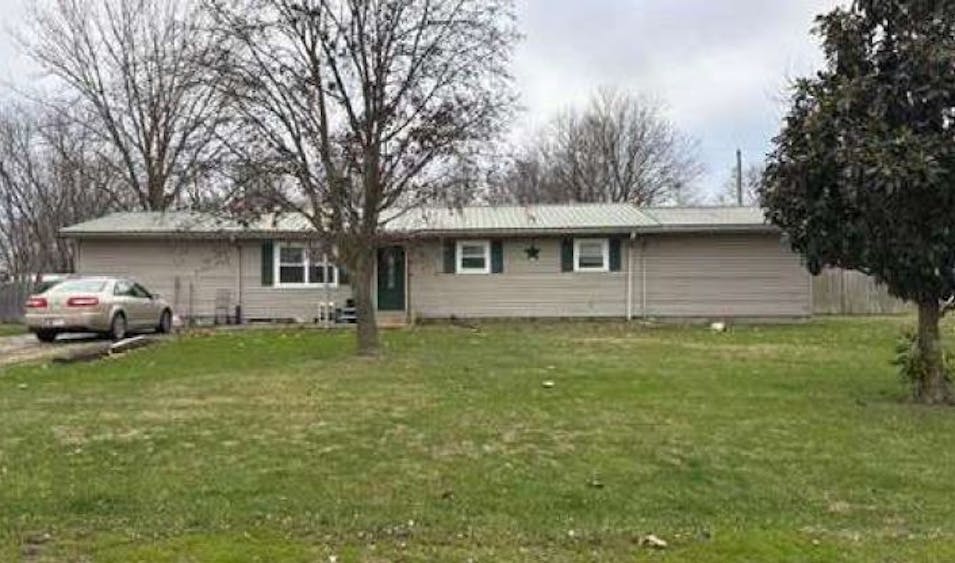 2638 N Jeffrey St Scottsburg, IN 47170, Scott County