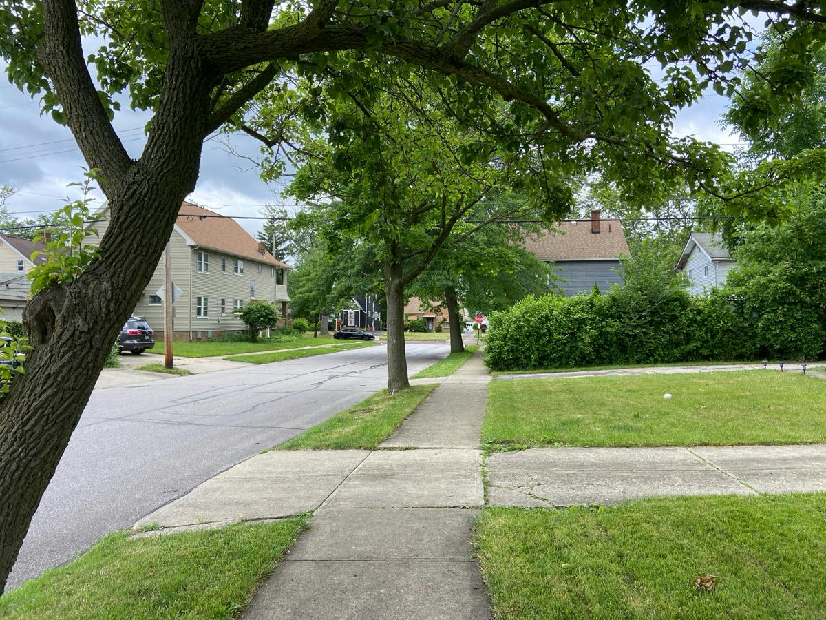 Invermere Ave, Cleveland, OH 44128