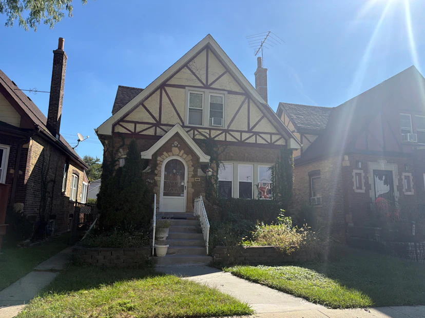 633 24th Ave.