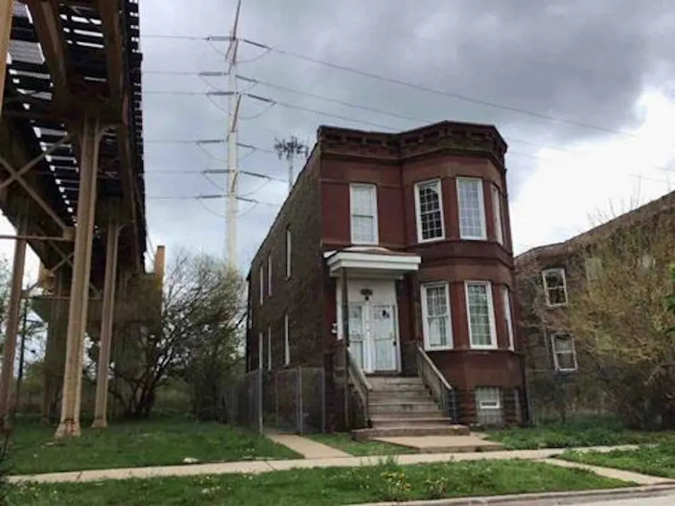 5919 S La Salle St Chicago, IL 60621, Cook County