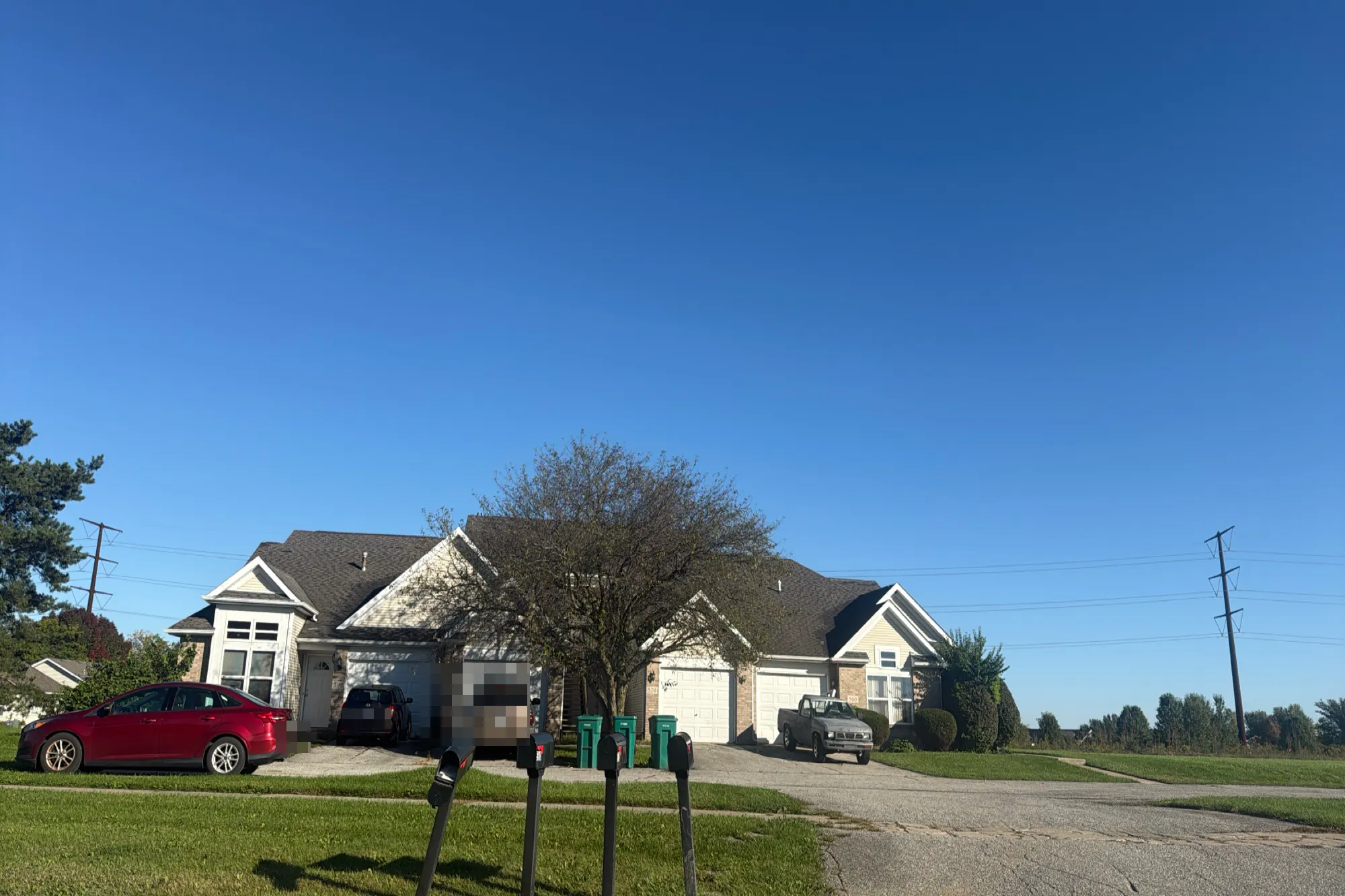86th Cir, Merrillville, IN 46410