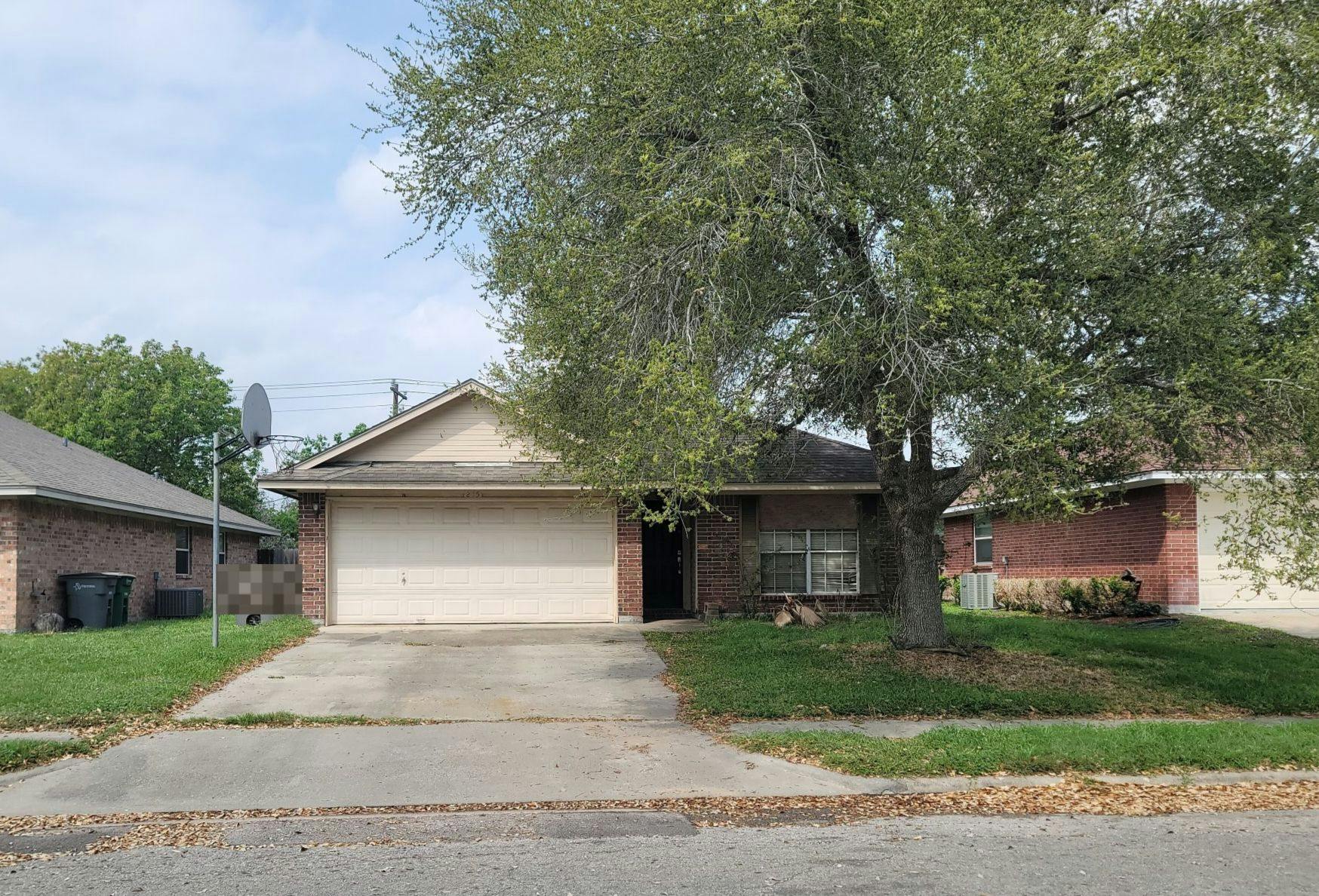 Stone Gate Dr, Victoria, TX 77904