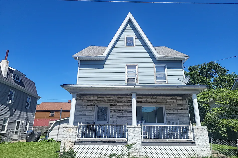 918 22nd Ave Altoona, PA 16601, Blair County