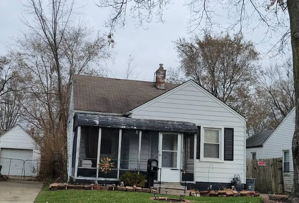 18541 Kingsville St Harper Woods, MI 48225, Wayne County