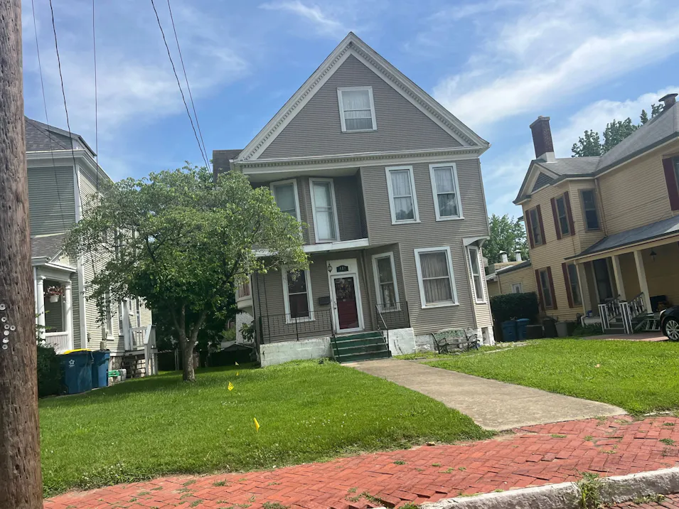 419 Bluff Street Alton, IL 62002, Madison County