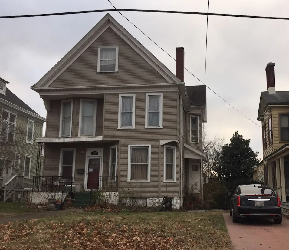 419 Bluff Street Alton, IL 62002, Madison County