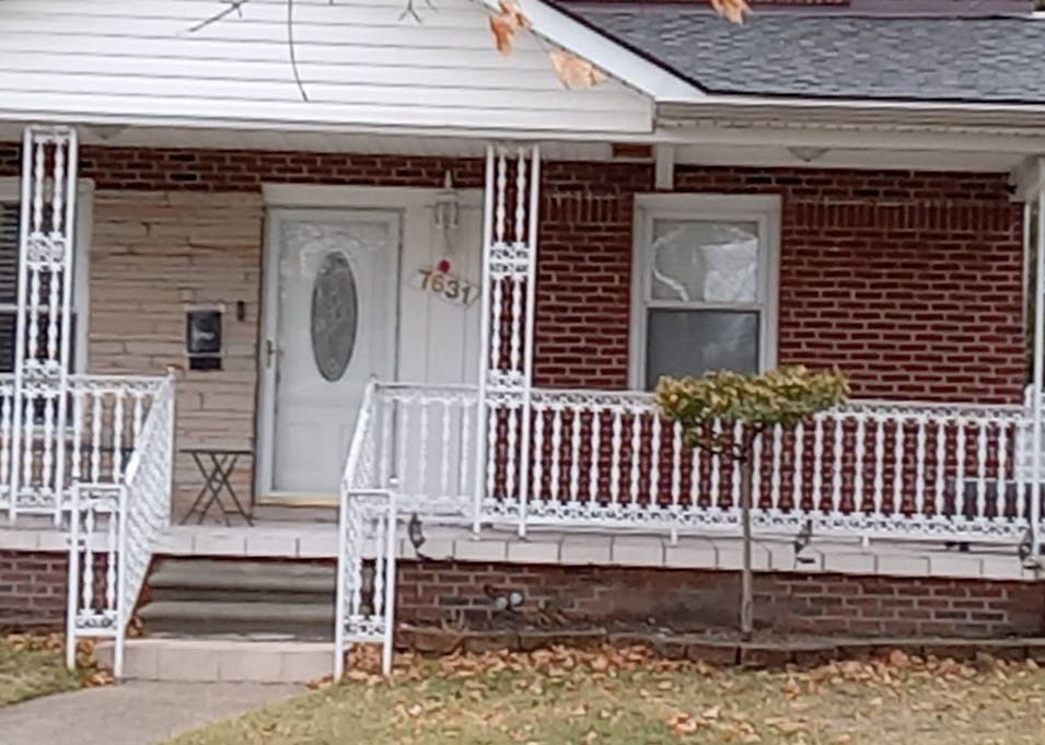 7631 Esper Blvd Dearborn, MI 48126, Wayne County