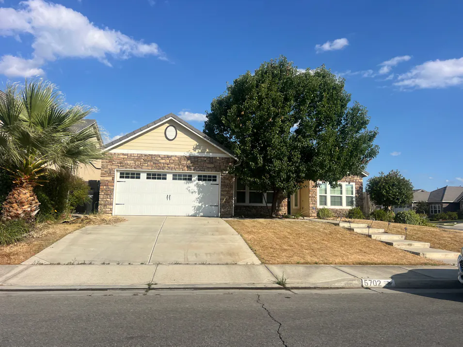 5702 Morning Breeze Street Bakersfield, CA 93314, Kern County