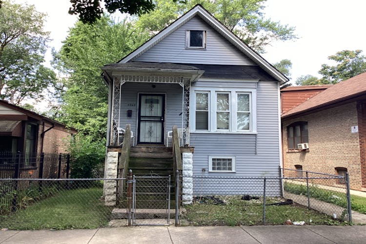 5242 S. Sangamon St. Chicago, IL 60609, Cook County