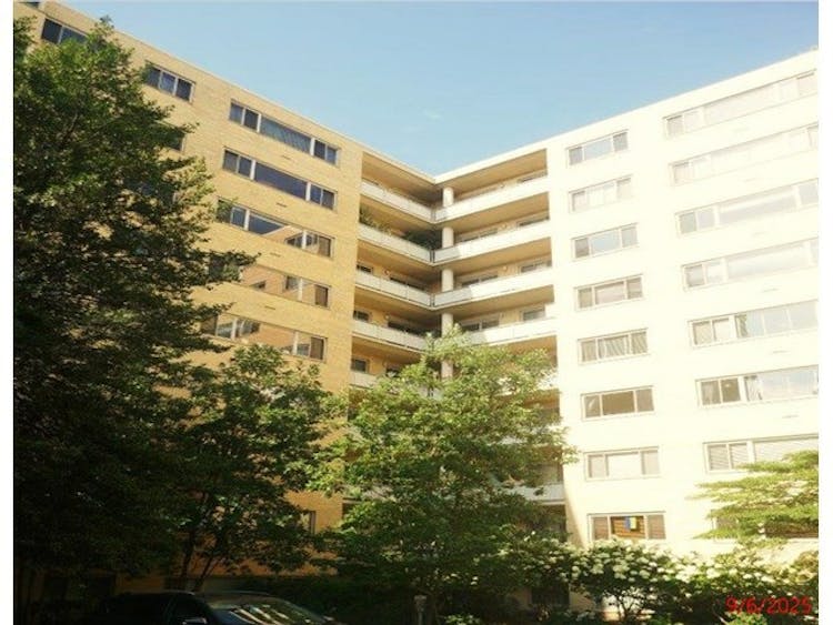 4600 Connecticut Ave 211 Washington, DC 20008, District of Columbia County