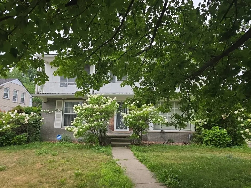 18701 Bretton Dr Detroit, MI 48223, Wayne County