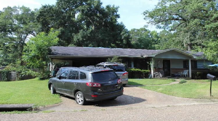 305 Lynwood Ln Jackson, MS 39206, Hinds County
