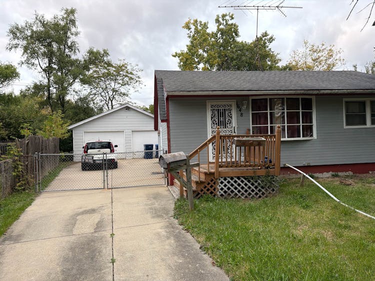 1648 Whitney Street Waukegan, IL 60087, Lake County