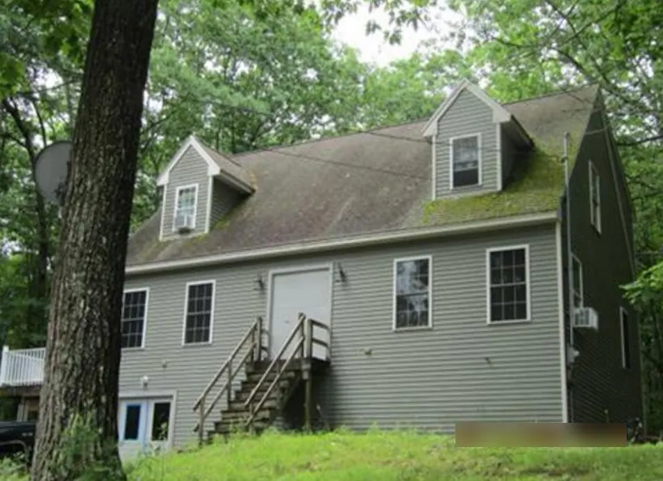 107 Rhode Island Avenue Lyman, ME 04002, York County