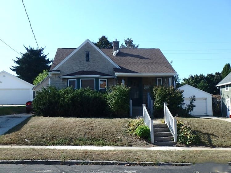 1214 S. 18th Street Manitowoc, WI 54220, Manitowoc County