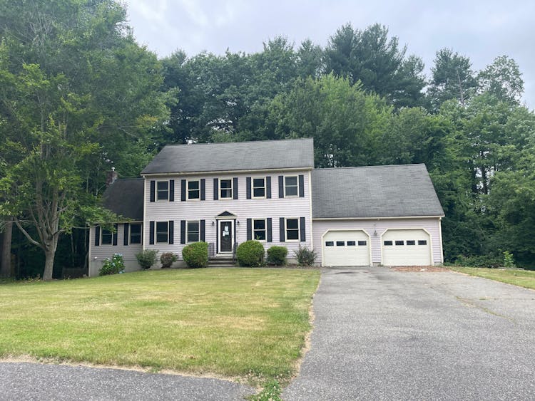 47 Cypress Lane Tyngsboro, MA 01879, Middlesex County