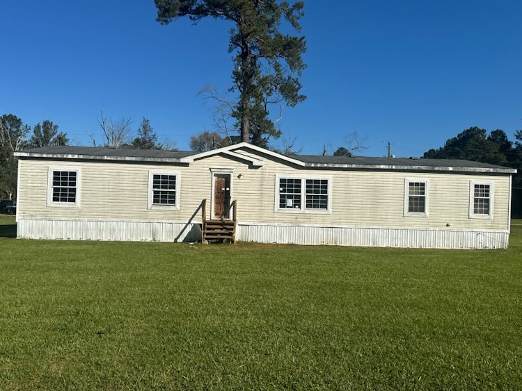 10695 Dunmark Rd Denham Springs, LA 70706, Livingston County